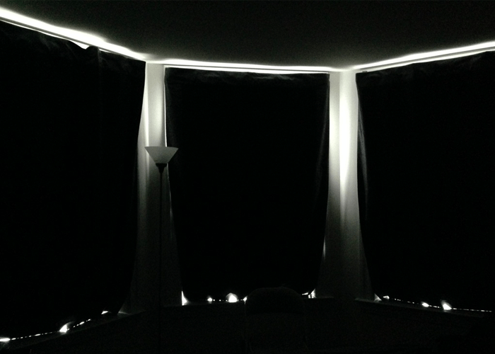 blackout a bedroom